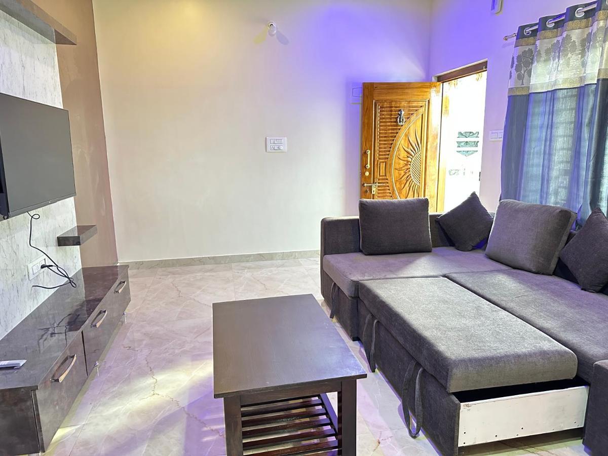 Anthara Service Apartments Belur  Экстерьер фото